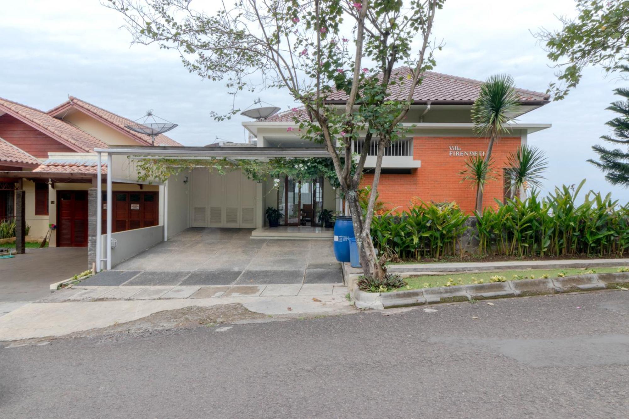 Family Only Amazing City View Villa - De Reiz Firen Syariah Bandung Exteriér fotografie