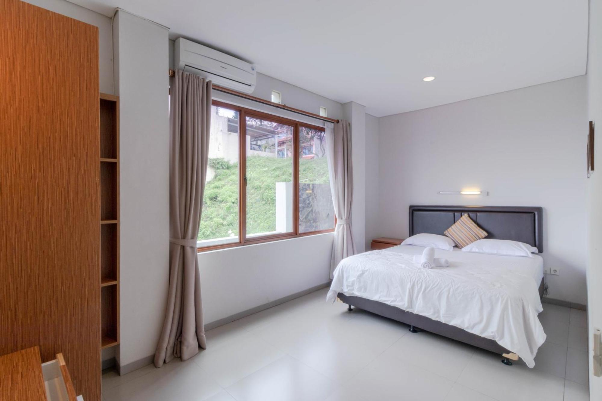Family Only Amazing City View Villa - De Reiz Firen Syariah Bandung Exteriér fotografie